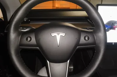 Tesla Model Y 2021, 94000 км, за 146568.65 CNY - фото 9