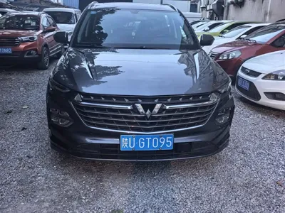 Wuling Victory 2020, 70000 км, за 42500 CNY