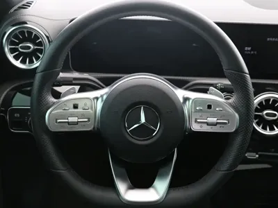 Mercedes-Benz A-Class 2020, 59000 км, за 93800 CNY - фото 8