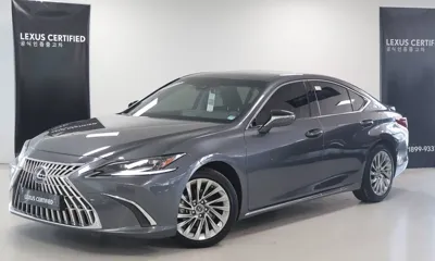 Lexus ES · 2026 год