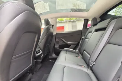Tesla Model Y 2022, 115600 км, за 155773.75 CNY - фото 30
