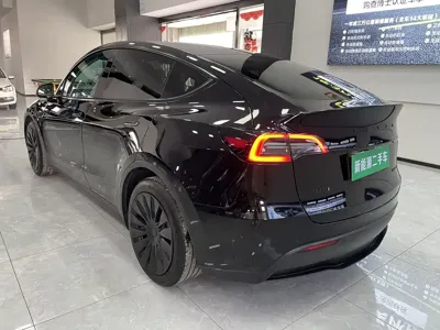 Tesla Model Y 2021, 104000 км, за 133800 CNY - фото 8
