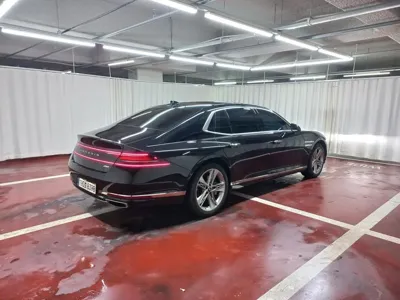 Genesis G90 2022, 75657 км, за 24960000 KRW