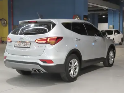 Hyundai Santafe 2016, 129545 км, за 9900000 KRW