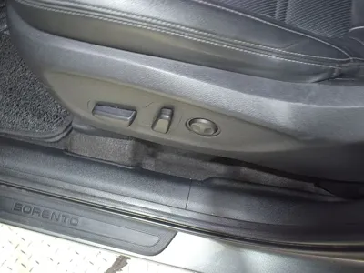 Kia Sorento 2015, 158580 км, за 8900000 KRW - фото 9