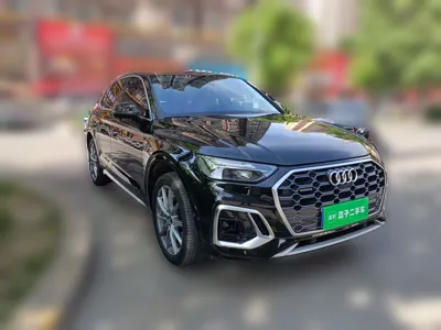 Audi Q5L 2022, 40599 км, за 225529.43 CNY