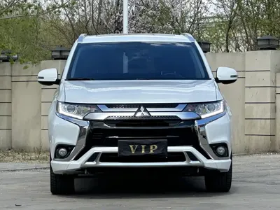 Mitsubishi Outlander 2022, 56000 км, за 83000 CNY - фото 2