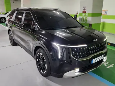 Kia Canival 2025, 2200 км, за 26500000 KRW