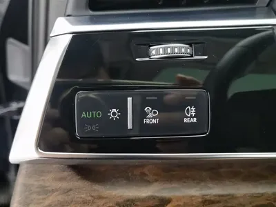 Audi Q7 2021, 92100 км, за 259800 CNY - фото 21