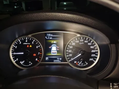Nissan Tiida 2019, 23500 км, за 55131.53 CNY - фото 12