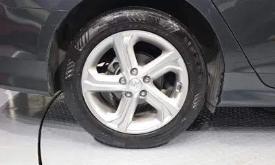 Hyundai Sonata 2018, 97425 км, за 11000000 KRW - фото 5