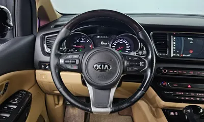 Kia Canival 2016, 141074 км, за 11900000 KRW - фото 14
