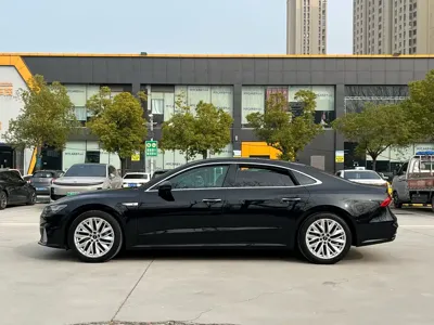 Audi A7L 2024, 62000 км, за 250000 CNY