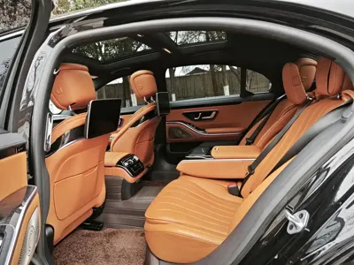 Mercedes-Benz S-Class 2022, 40000 км, за 586000 CNY