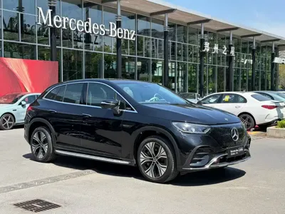 Mercedes-Benz EQE SUV 2026, 400 км, за 242800 CNY