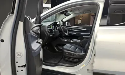 ChevroletGMDaewoo 볼트 EUV 2023, 46866 км, за 25800000 KRW - фото 11