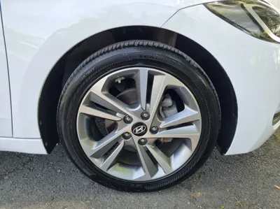 Hyundai Avante 2018, 94186 км, за 11500000 KRW - фото 9