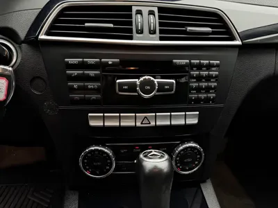 Mercedes-Benz C-Class 2012, 93000 км, за 18500 CNY - фото 10