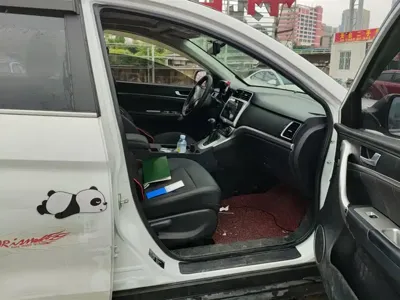 Haval M6 2019, 66800 км, за 33800 CNY - фото 8
