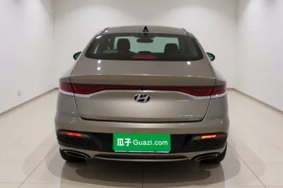 Hyundai Lafesta 2019, 116000 км, за 50332.16 CNY