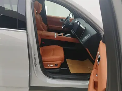 Li Auto Li L6 2025, 13400 км, за 213800 CNY - фото 8