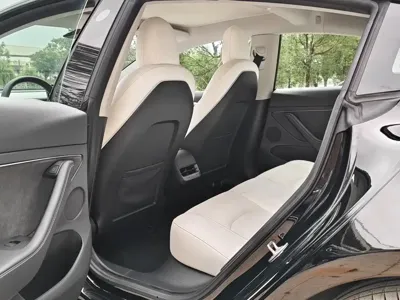 Tesla Model 3 2022, 70000 км, за 129800 CNY - фото 8