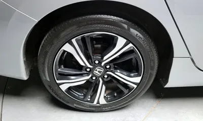 Honda Civic 2017, 87112 км, за 13000000 KRW - фото 5
