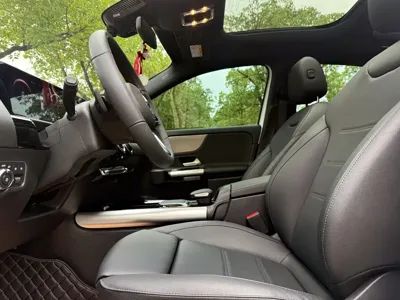 Mercedes-Benz GLA 2023, 11000 км, за 139800 CNY - фото 10