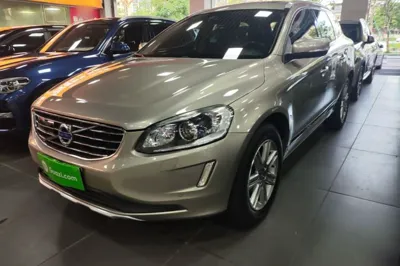 Volvo XC60 · 2016 год