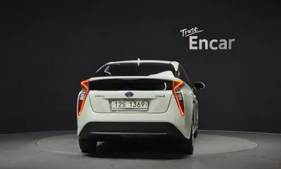 Toyota Prius 2018, 152805 км, за 10500000 KRW
