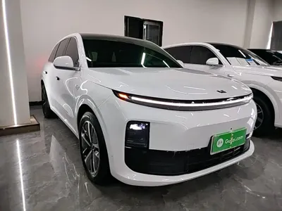 Li Auto Li L6 2024, 21600 км, за 181400 CNY