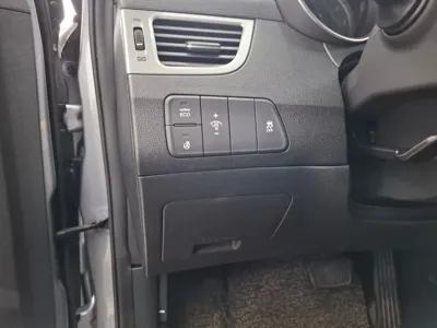 Hyundai Avante 2015, 83542 км, за 6900000 KRW - фото 6