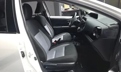 Toyota Prius 2019, 96882 км, за 12000000 KRW - фото 11