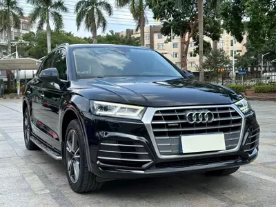 Audi Q5L 2018, 86000 км, за 98800 CNY
