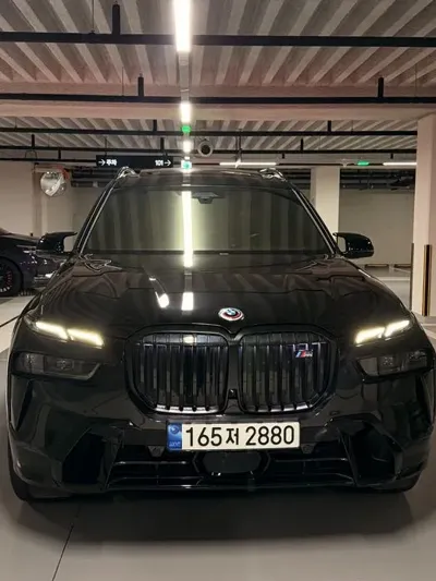 BMW X7 2023, 53300 км, за 116500000 KRW