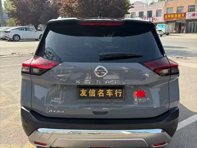 Nissan X-Trail 2021, 90000 км, за 86800 CNY
