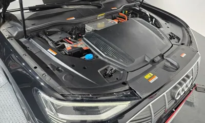 Audi e-tron 2022, 62479 км, за 49300000 KRW - фото 6