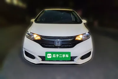 Honda Fit 2018, 37300 км, за 42674.29 CNY
