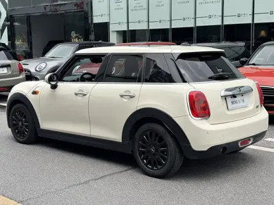 MINI MINI 2017, 42000 км, за 56800 CNY