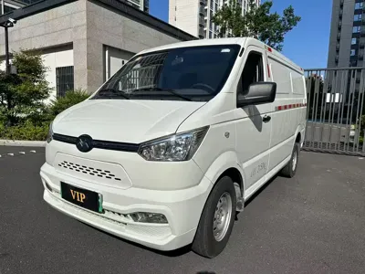 Geely Shuailing · 2023 год