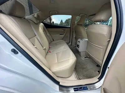 Toyota Corolla 2017, 130000 км, за 33800 CNY - фото 16