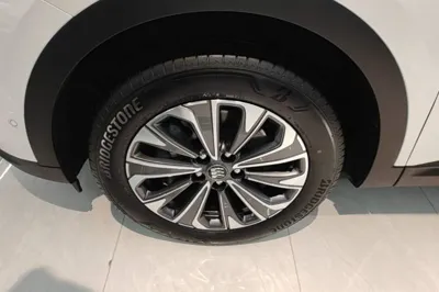 Buick Envision 2024, 28700 км, за 149385.38 CNY - фото 8