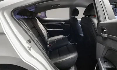 Hyundai Avante 2018, 113439 км, за 9900000 KRW - фото 11