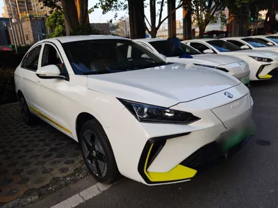Dongfeng Aeolus E70 · 2023 год