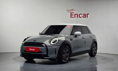 MINI Cooper · 2022 год