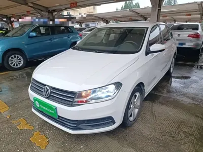 Volkswagen Santana 2016, 87400 км, за 20600 CNY