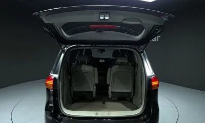 Kia Canival 2016, 140511 км, за 8300000 KRW - фото 20