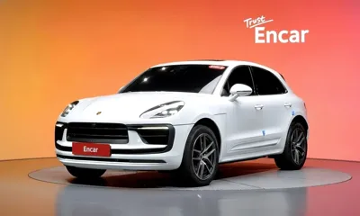 Porsche Macan · 2022 год