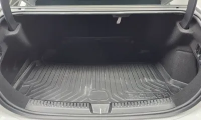 Mercedes-Benz E-Class 2024, 33813 км, за 75500000 KRW - фото 20