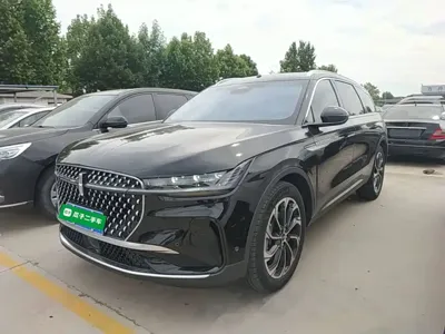 Lincoln Nautilus · 2023 год